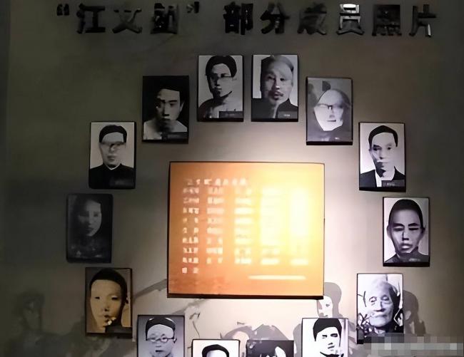 �����峤�ӱ�ִ������33��󣬻����ĸ���