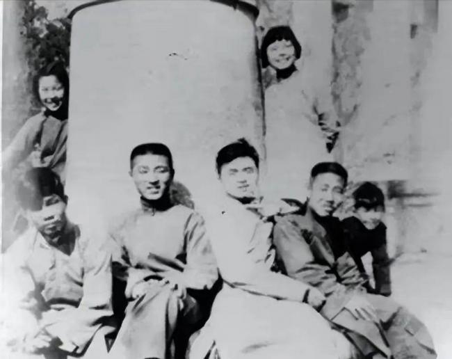 �����峤�ӱ�ִ������33��󣬻����ĸ���