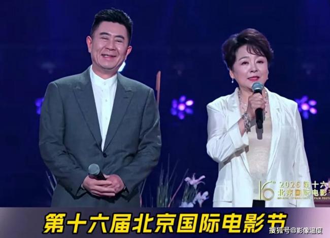 太温暖！《庐山恋》主角46年后北影节重逢