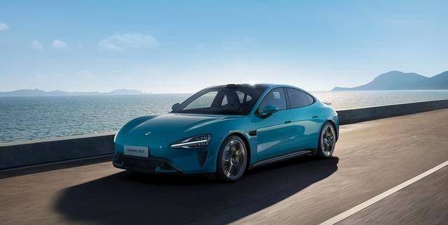 开油车的笑了，开电车的慌了？2026油电新政实锤