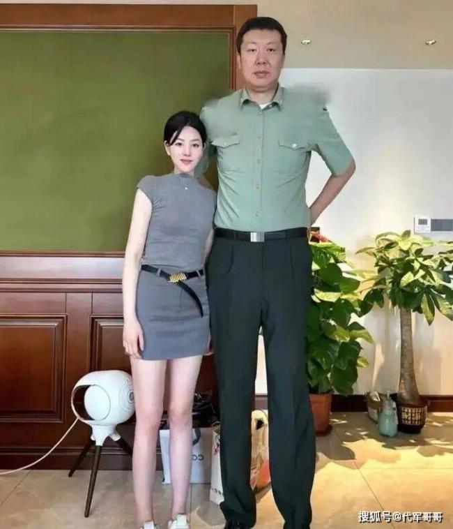 ����ۤ��״��һ��Ȣ˾��Ů�� ����ȢС13�꽿��