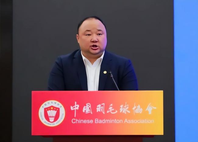 ������˹ھ����й���Э��ϯ�ž������ߵ���