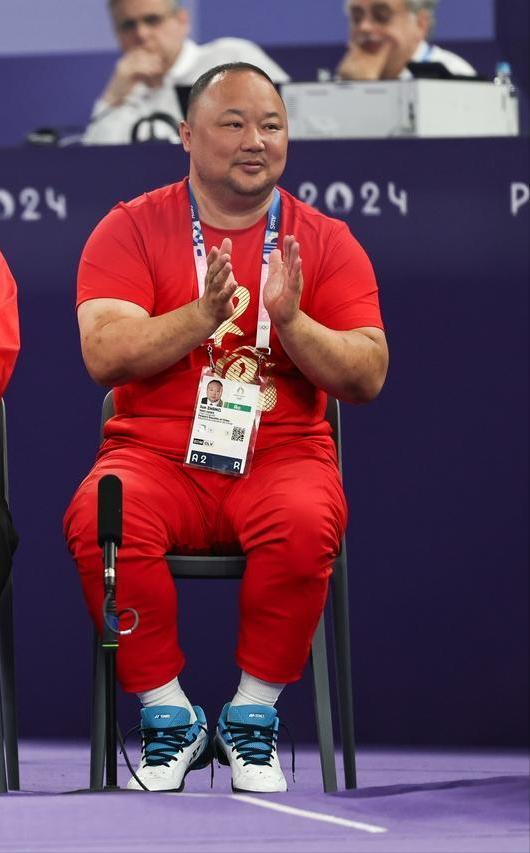 ������˹ھ����й���Э��ϯ�ž������ߵ���