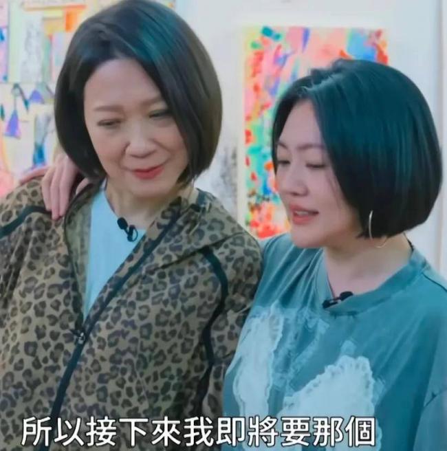 小S复出1个多月，状态差到业内都看不下去