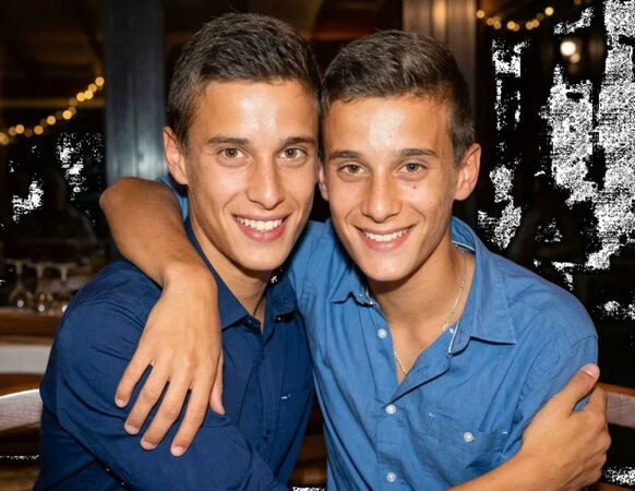 22��˫��̥�ֵܴ����� ������ʱ���Խ�����ӵ��