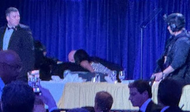 枪手传被击毙   川普紧急撤离画面曝光