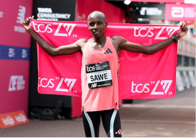 ������ʷ����Ů�ھ�˫˫���������¼