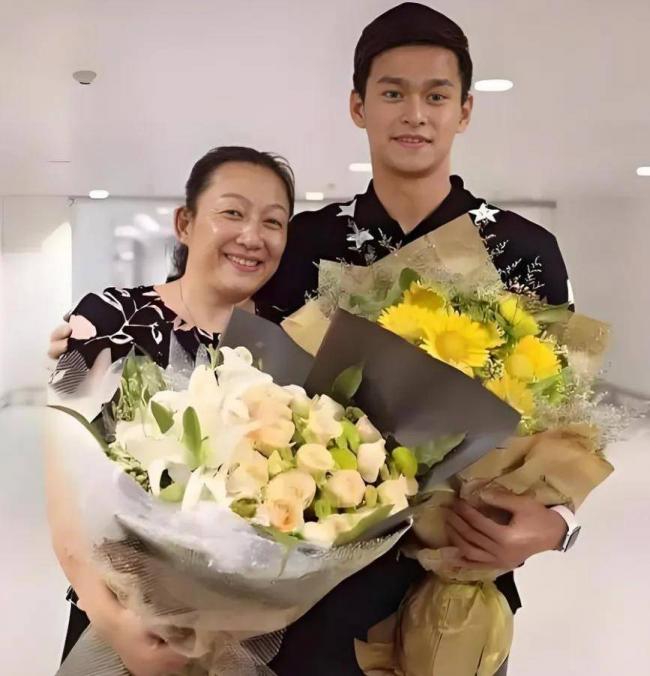 ����˽���ӷ粨��13��������� �������ر���