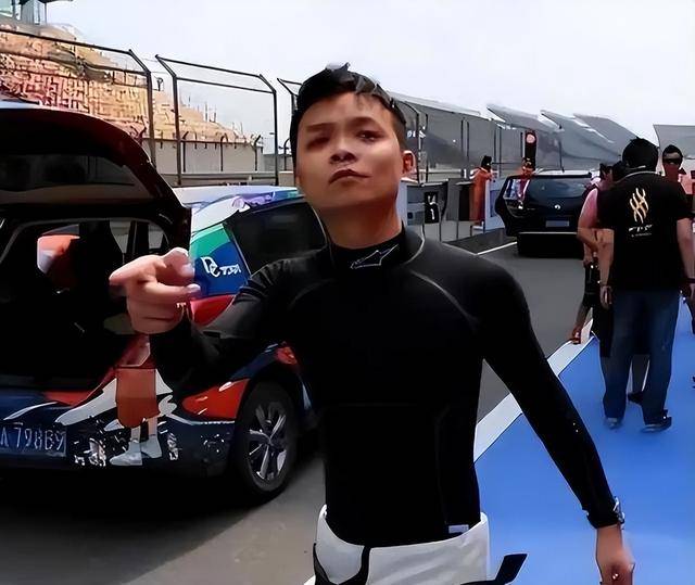 һҹ��1��һ�ٷ�80�� �й�ϡ�����Ӱܹ���ڼҲ�