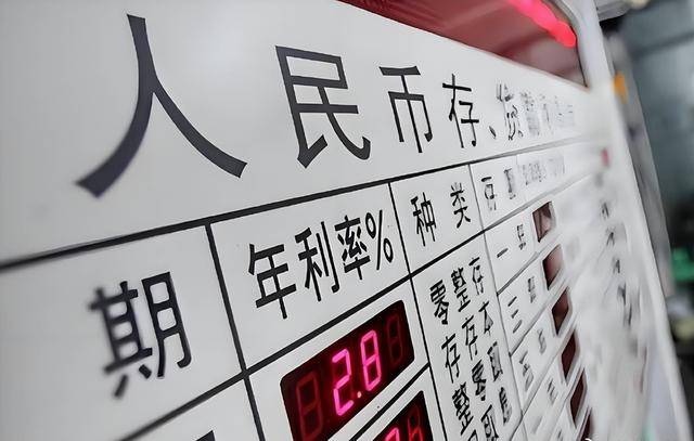 �����𣬷��ӡ���ӭ�������֡�