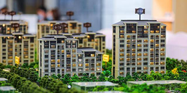 �����𣬷��ӡ���ӭ�������֡�