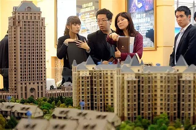 �����𣬷��ӡ���ӭ�������֡�