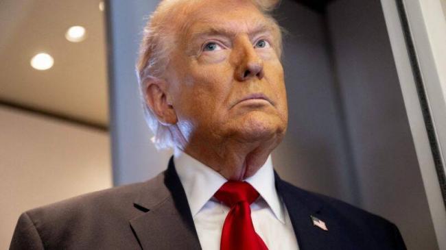 ����͸¶�������͹ܽ��ű� ���Ʊ�����ɫ