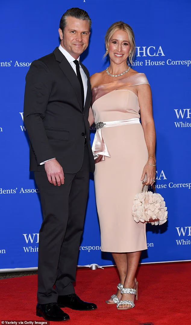 ���������˱�ָ�������й�����ȹ���� ������