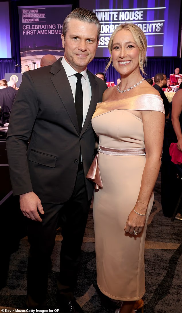 ���������˱�ָ�������й�����ȹ���� ������