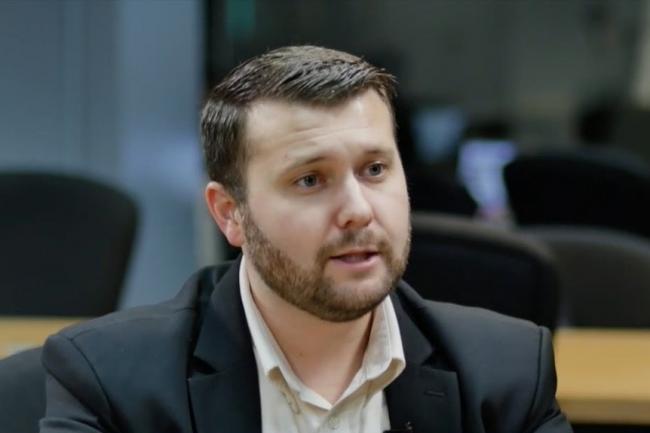 �й�����������Դ��ëʱ����ϰ��ƽʱ��׳��