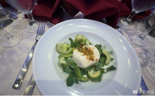 �»���Ů���������׹�ǹ�� 6������������