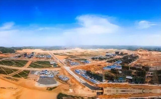 ��ƽ33����ɽ �Ӱ���ɽ������һ���³�