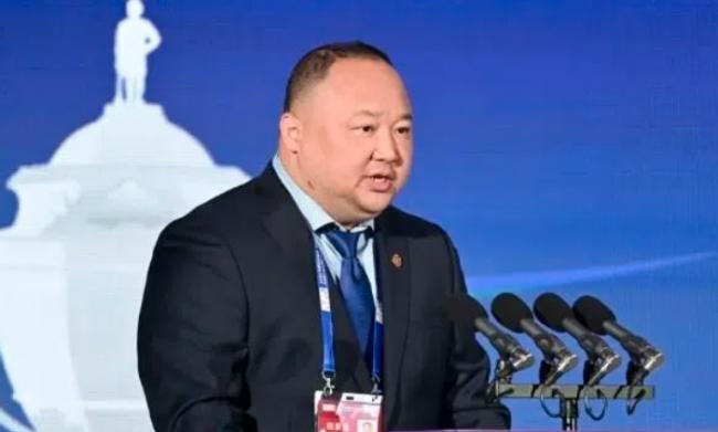 ��λ�����İ��˹ھ����й���Э��ϯ�ž����ϱ���