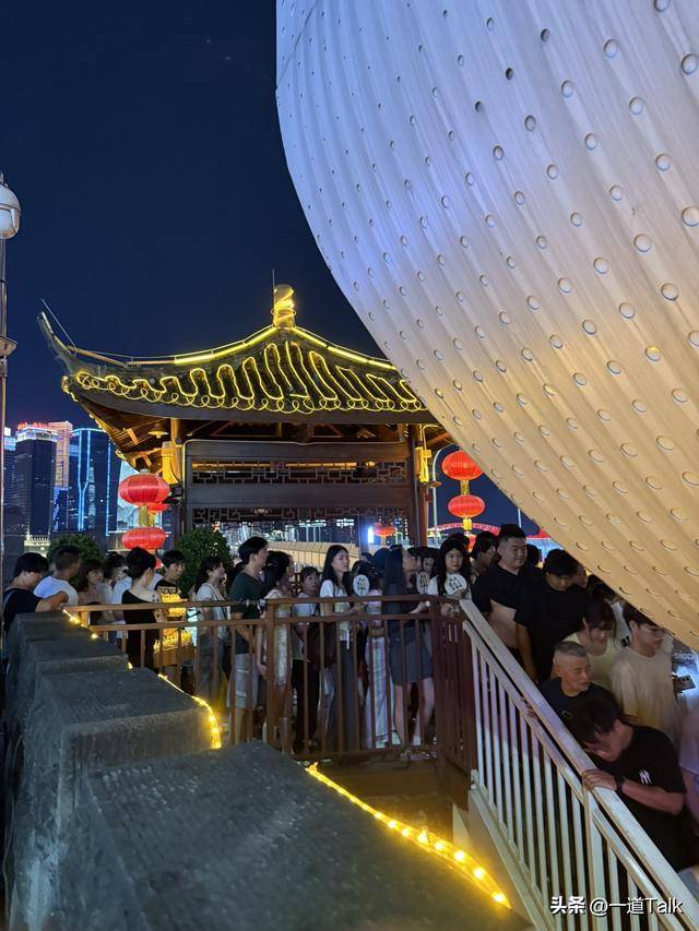 谁去谁后悔！五一最堵六大景点