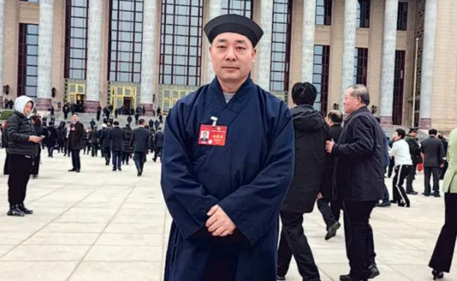 中国道教高官娶妻拥妾生活豪奢 香艳女弟子曝光