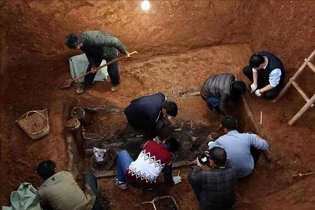 墓门关闭后，古代殉葬者真实情况令人窒息