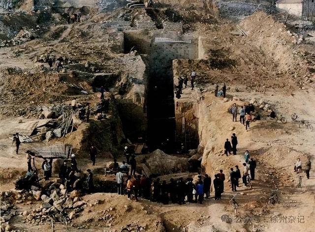 墓门关闭后，古代殉葬者真实情况令人窒息