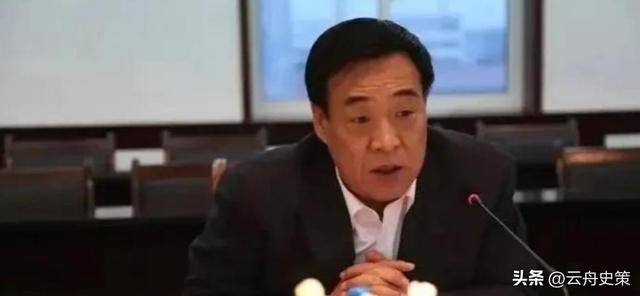 广东头号警花 为升官卖色相 后台不是一般的硬
