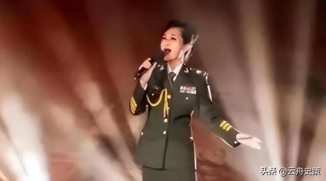广东头号警花 为升官卖色相 后台不是一般的硬