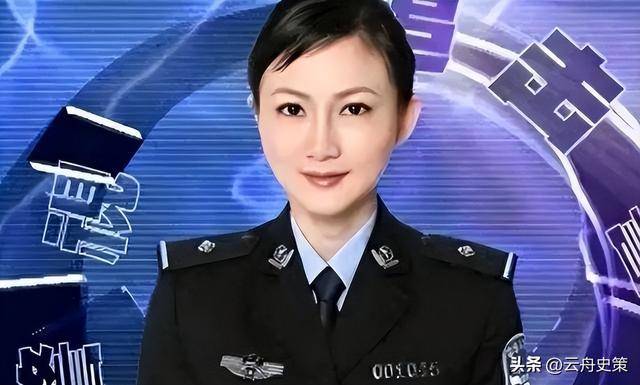 广东头号警花 为升官卖色相 后台不是一般的硬