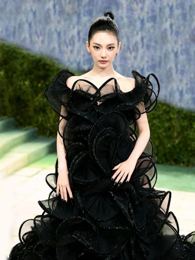 ��̺���ں����� 2026 Met Gala