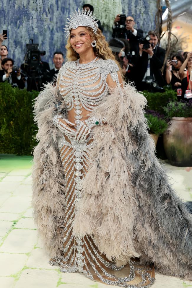 ��̺���ں����� 2026 Met Gala