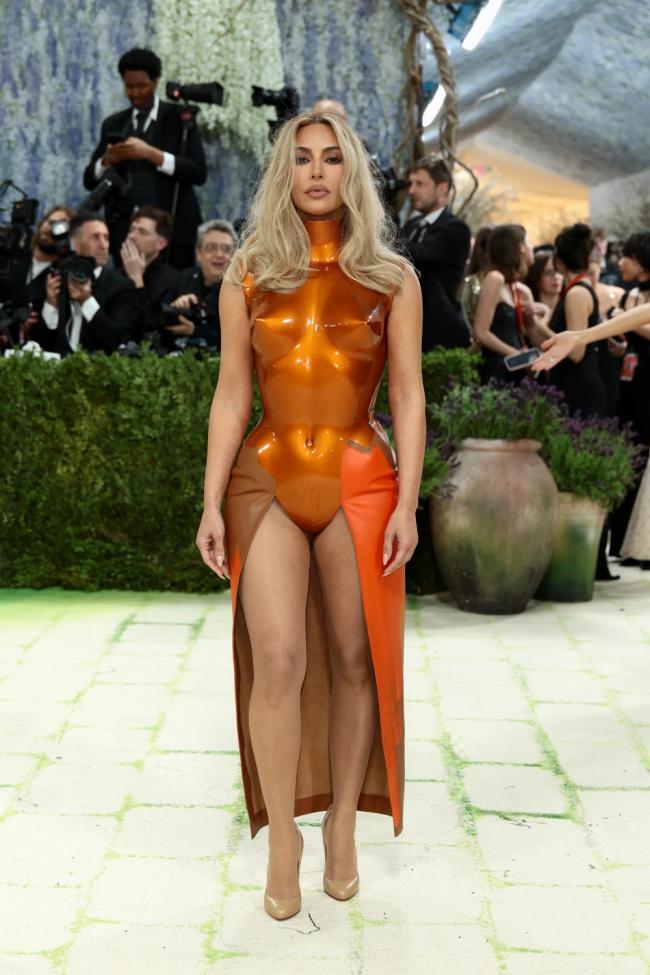 ��̺���ں����� 2026 Met Gala