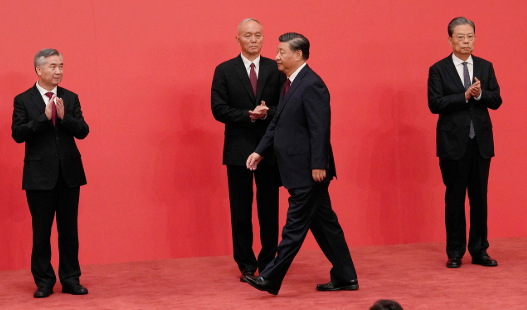 习近平引蛇出洞，蔡奇五中全会接班是骗局？