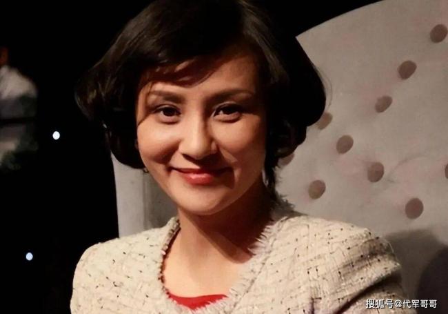 55岁高敏近况曝光，如今婚姻生活很幸福
