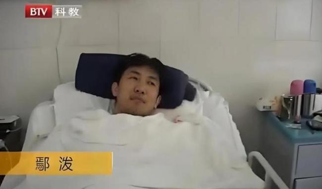 丈夫出事 50岁李小冉放低身段出来赚钱 丈夫出事 50岁李小冉放低身段出来赚钱