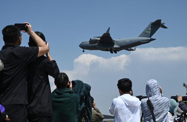 多图：又一架C-17先行 北京戒备森严