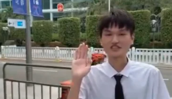 深圳小伙拍片:我想竞选市长为底层发声 结果… 深圳小伙拍片:我想竞选市长为底层发声 结果…