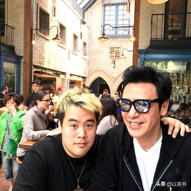 完全不像星二代,钟镇涛儿子定居上海创业 完全不像星二代,钟镇涛儿子定居上海创业