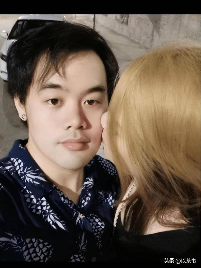 完全不像星二代,钟镇涛儿子定居上海创业 完全不像星二代,钟镇涛儿子定居上海创业