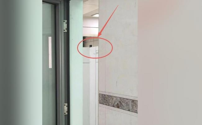 上海政法学院惊爆男学生偷拍女厕案