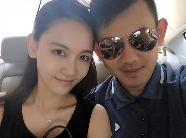 内娱第1女海王 嫁给宠妻爱女的他 内娱第1女海王 嫁给宠妻爱女的他