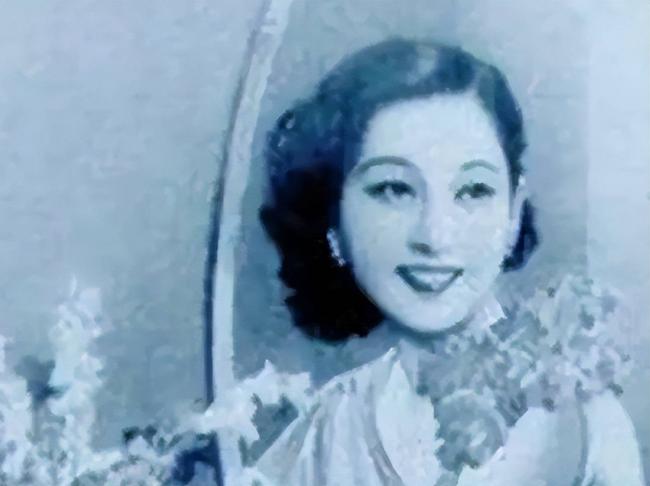 中国首位情色女作家，阅男无数，28岁跳海自杀