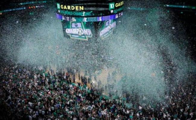��Ѷ  ����ʷ�ϵ�һ��  ��������NBA�ܹھ���