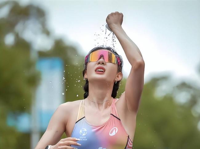 ���ӿ���10���ױ�����5�꣡����Ů������ֱ���