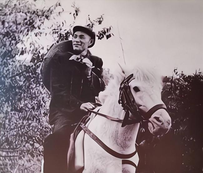 1975年4位工人被破例提拔为副国级，结局如何