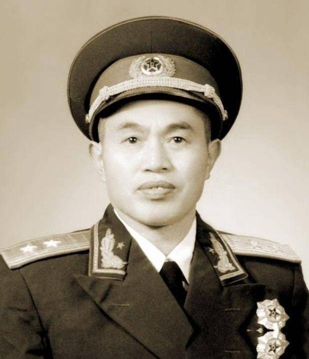 1975年4位工人被破例提拔为副国级，结局如何