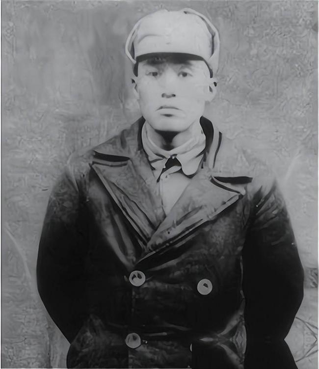 1975年4位工人被破例提拔为副国级，结局如何