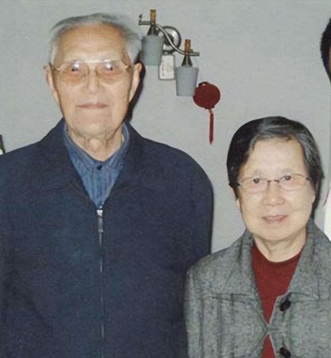 1975年4位工人被破例提拔为副国级，结局如何