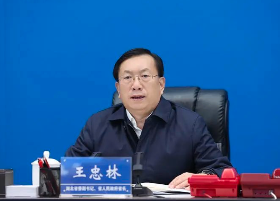 曝中共召开神秘高层会议 罕见未公开 涉人事布局 曝中共召开神秘高层会议 罕见未公开 涉人事布局